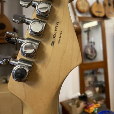 Fender Stratocaster American Deluxe 2006 - Sunburst lefty image 7