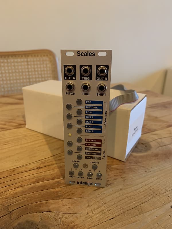 Intellijel Scales Eurorack Dual Quantizer/ Sequencer Module | Reverb