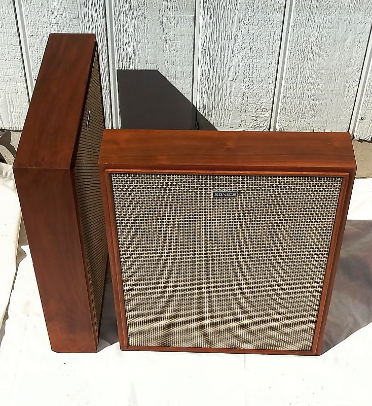 Pair of Vintage Sonics AS-61, 2 way 5 Speakers System By Pioneer Tested -  Walnut