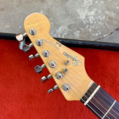 MIJ Fender Stratocaster ST62 SQUIER E serial c 1985 - Black