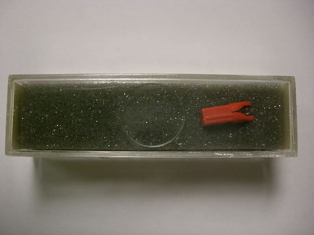 Vintage 76D Electro Voice Ceramic Phonograph Cartridge and Needle