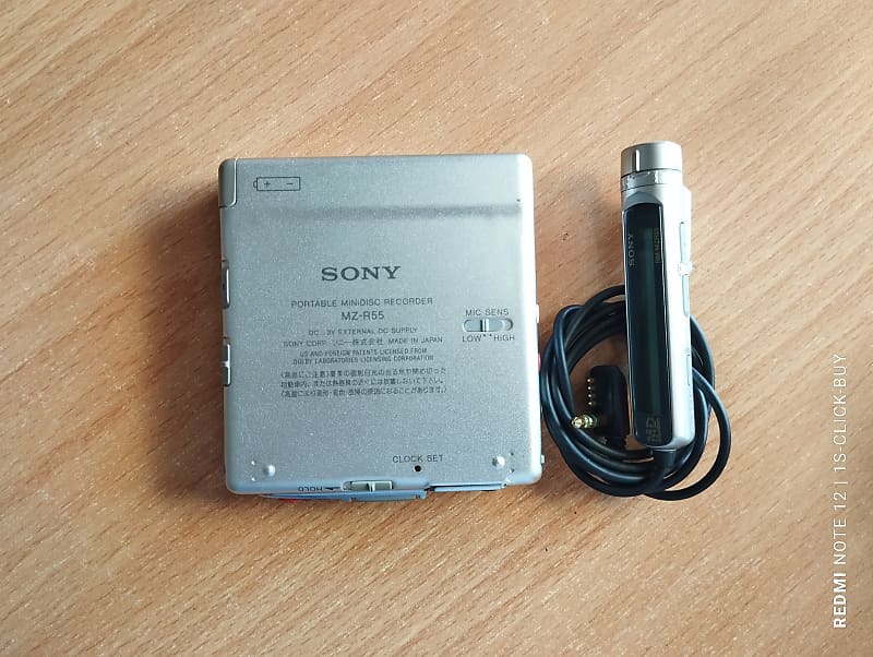 Sony Walkman outlet MiniDisc Recorder w/ Remote & Headphones Good Working Condition