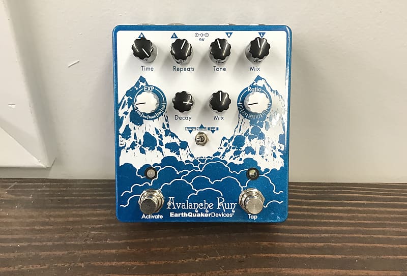 EarthQuaker Devices Avalanche Run Delay and Reverb V2 image 1