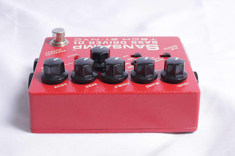 TECH21 / SansAmp BASS DRIVER DI Vermillion Secondhand TECH21 / SansAmp BASS DRIVER DI Vermillion Secondhand