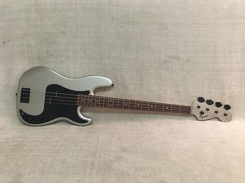 Squier 20th Anniversary Precision P Bass 2002 Silver w