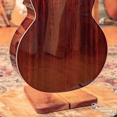 Guild BT-258E Deluxe Sitka/Rosewood 8-String Baritone Jumbo Acoustic Guitar w/ Fishman Pickup #1966 image 6