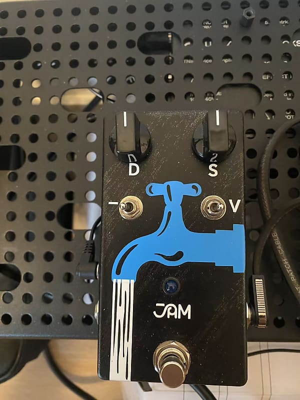 JAM Pedals Waterfall Bass