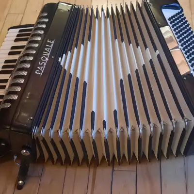 Pasquale Soprani Piano Accordion 1950s Gloss Black | Reverb