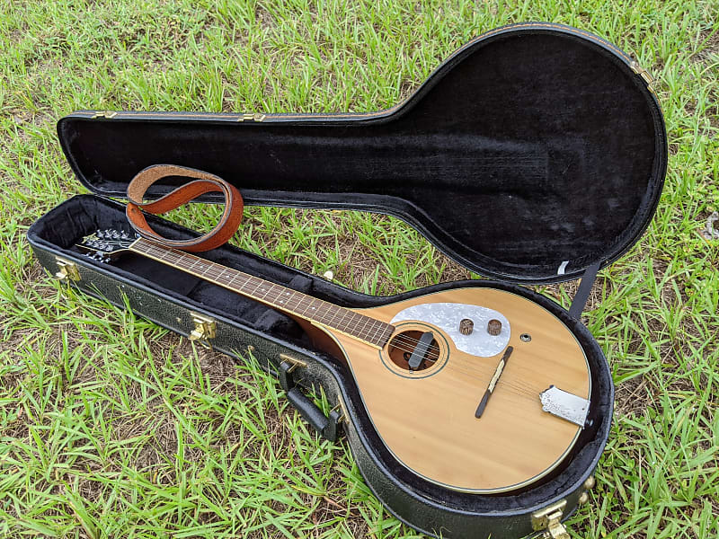 Trinity College Irish Bouzouki Natural W/ Soundhole Pickup Reverb