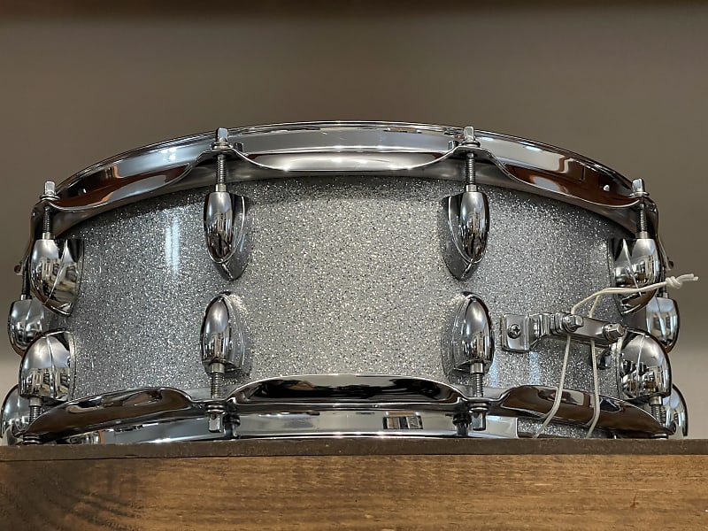 Yamaha Oak Custom 5.5x14 Silver Sparkle Snare Drum NSD085A | Reverb