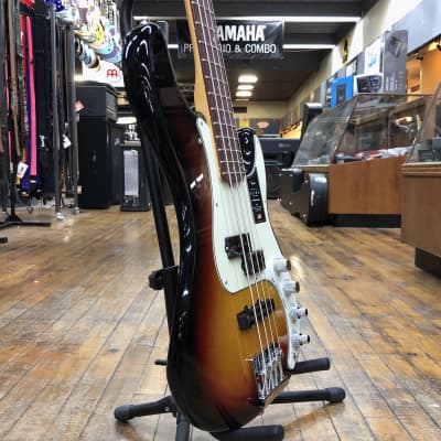 Fender American Ultra Precision Bass Ultraburst w/Hard Case image 2