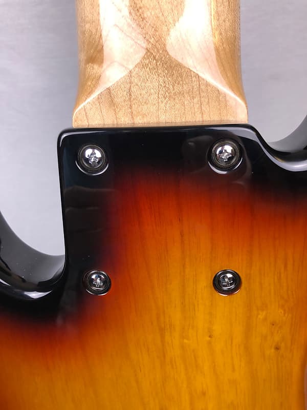 ギター ATELIER Z L.E.S build by MAS HINO Atelier Z Guitar Works Electric Jazz Bass Mas Hino Build For