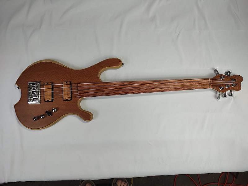 Saint Germain Guitars 32" Scale 5 String Fretless Bass 2019 Reverb