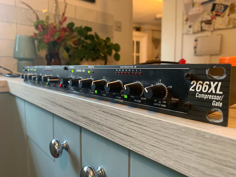 dbx 266XL Stereo Compressor / Limiter 2010s - Black | Reverb UK