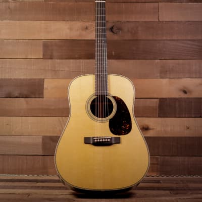 Martin HD-28 Standard Series Acoustic image 3