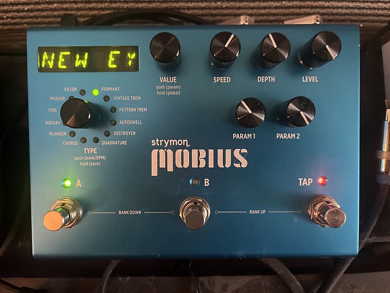 Strymon Mobius