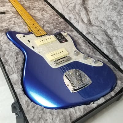 Fender American Ultra Jazzmaster, Maple Fingerboard, Cobra Blue, Molded Case 2023 image 2