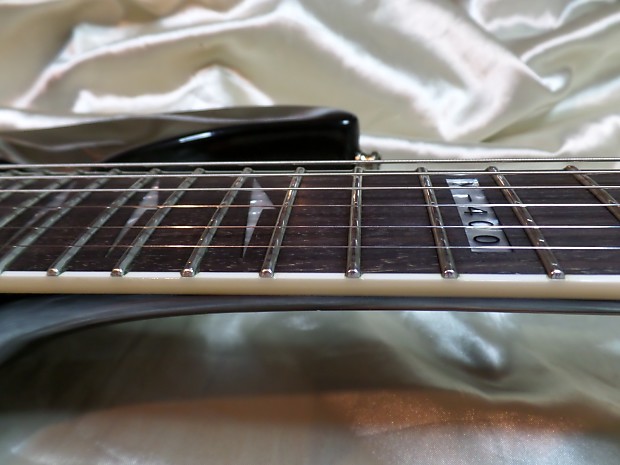 ESP LTD M-400 -Guitars4cancer- Neck-through, Floyd Rose, EMG ESP LTD M-400 -Guitars4cancer- Neck-through, Floyd Rose, EMG