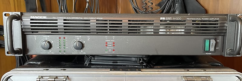 Mackie M1200 FR Series 2-channel power amplifier 90s | Reverb