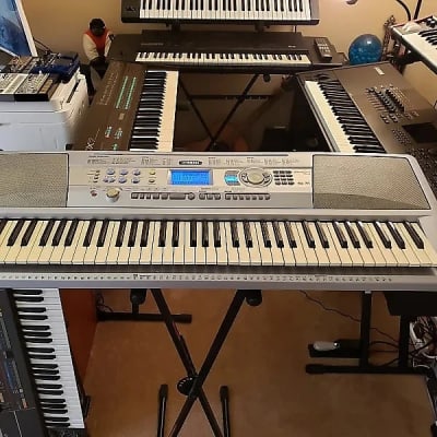 アダプター付】YAMAHA Portable Grand DGX-300 - メルカリ