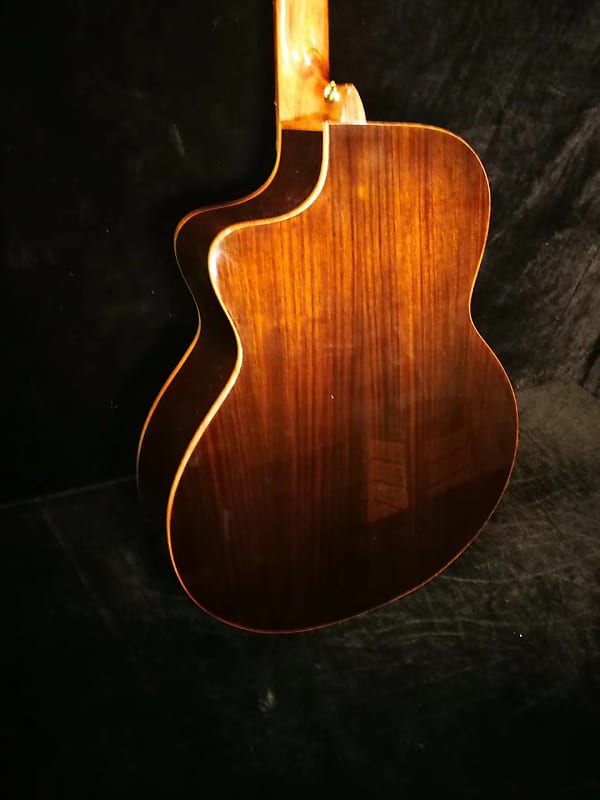 Pallas - Guitar Boutique