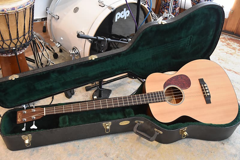 Martin BM 4 String Acoustic / electric Bass Guitar w/ Hard Reverb