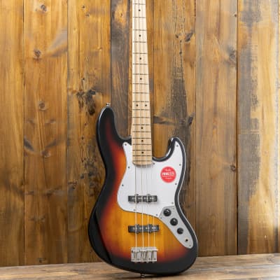 Squier Affinity Series Jazz Bass, Maple Fingerboard, White Pickguard,  3-Color Sunburst image 2