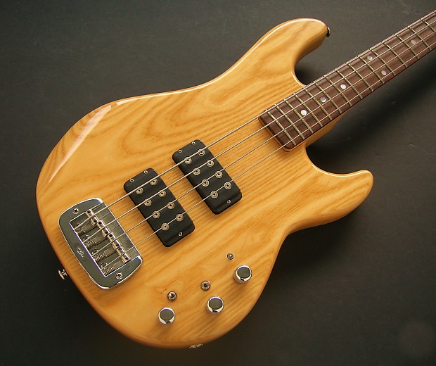 1992 G&L L-2000 Bass *Made in USA *Ash Body w/ Nat Gloss Finish