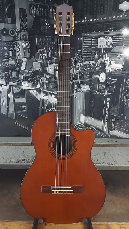 Yamaha CG-150 CCE Acoustic/Electric Classical Nylon