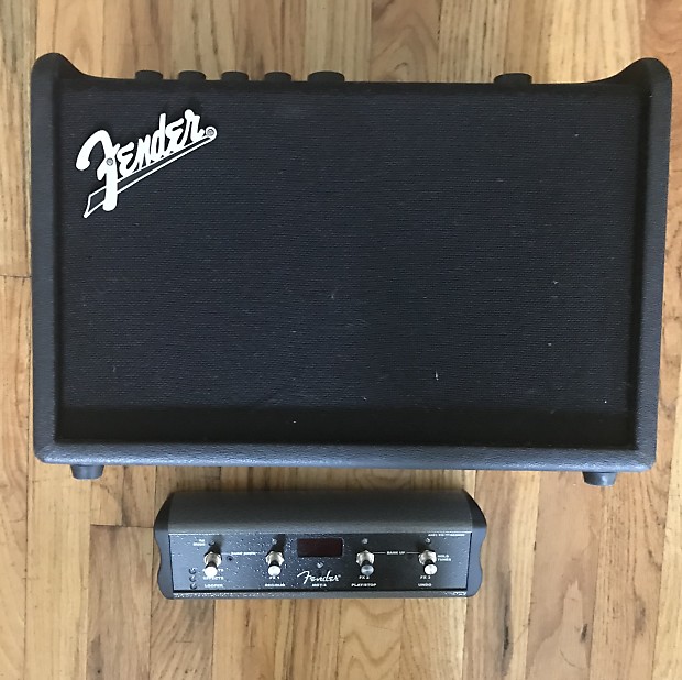 Fender mustang online 40 gt