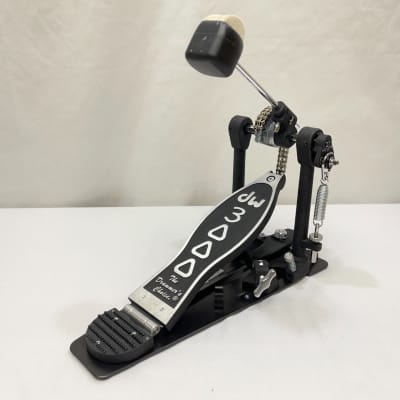 DW DWCP3000 3000 Series Single Bass Drum Pedal Chain Drive Series