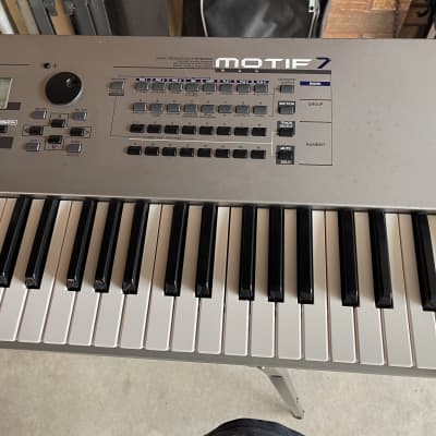 Yamaha Motif 7 Production & Performance Synthesiser