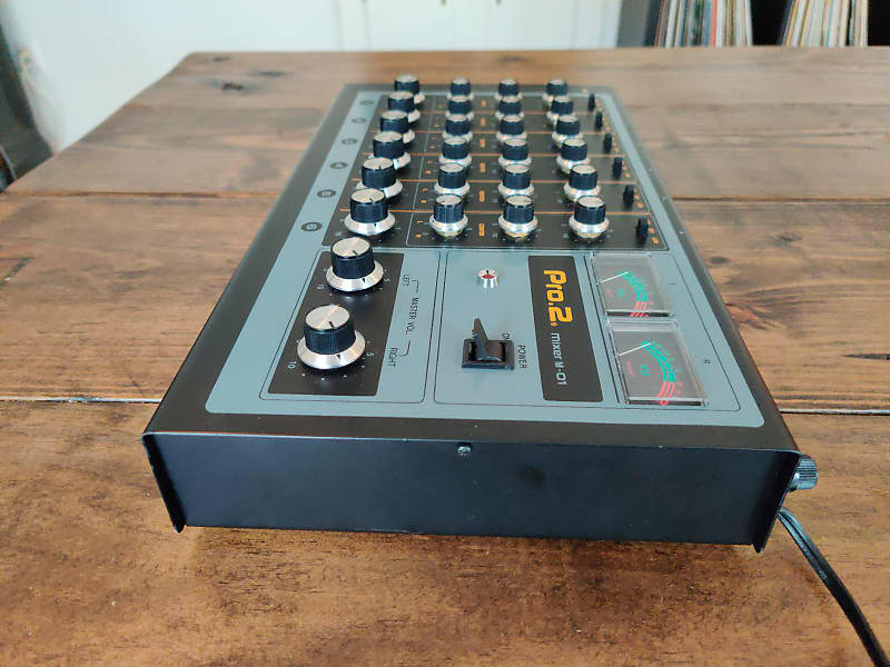 Pro.2 Mixer Vintage Boss KM-6A Near Mint | Reverb