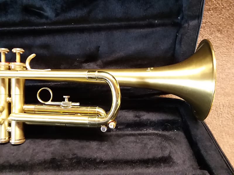 Jerome Callet New York Vintage c.1985 Brushed Brass Professional Trumpet In  Excellent Condition