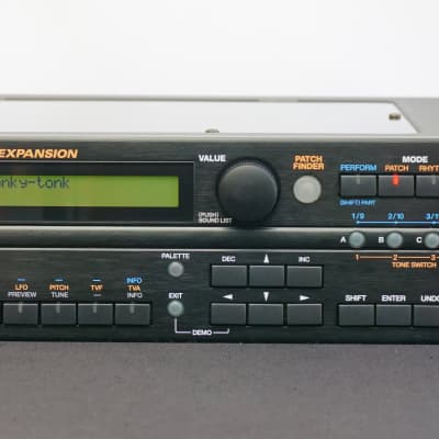 Roland XV-3080 Synthesiser Expandable Rack Mount MIDI Sound Module