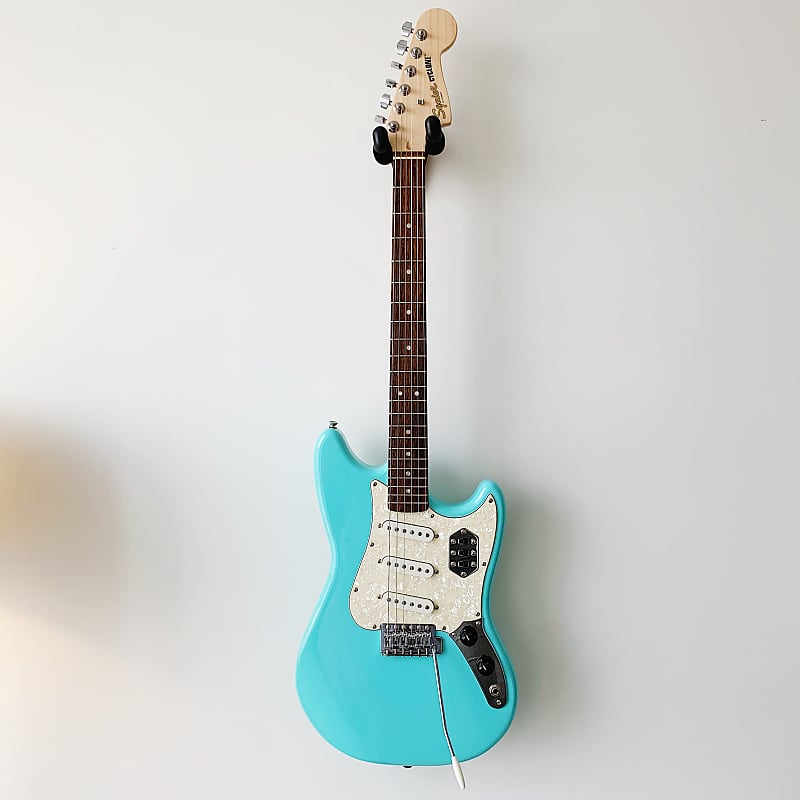 WOW! RARE PRE-PRODUCTION(?) Squier Paranormal Cyclone - Unique