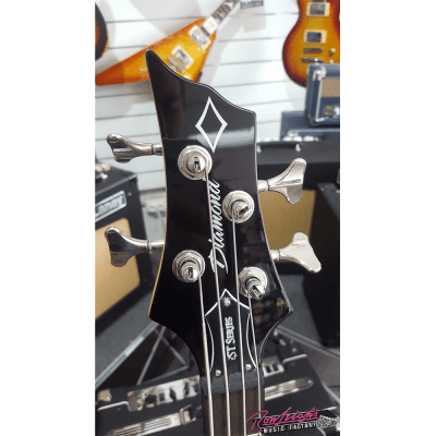 Diamond Barchetta Electric Bass Guitar with Diamond Humbuckers and Deluxe Hardware image 4