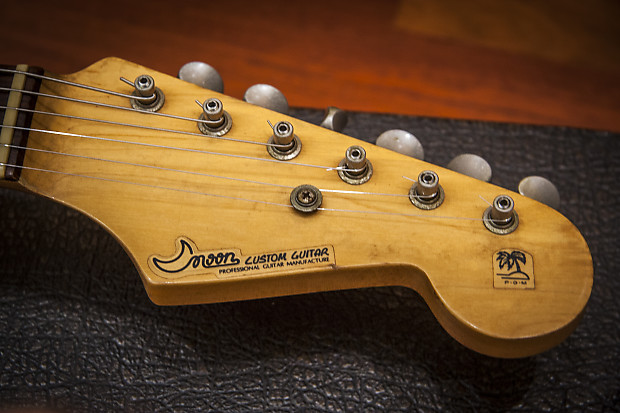 MOON Stratocaster 80s Vintage Blonde | Reverb