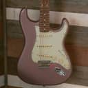 Fender Vintera 60s' Modified Stratocaster - Burgundy Mist