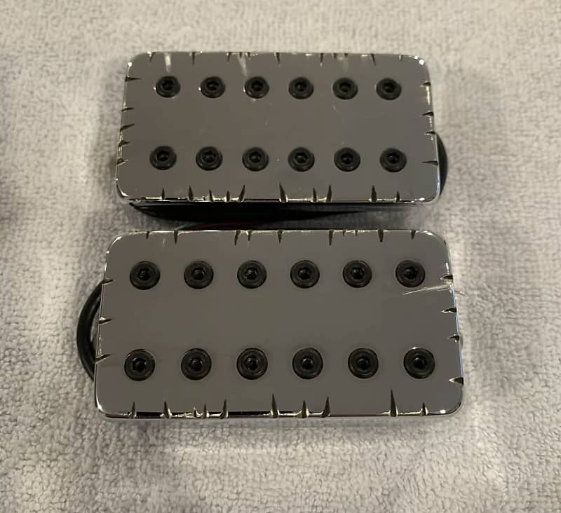 Bare Knuckle Aftermath - Humbucker Pickup Set - Chrome Battleworn - Tri-Tab  Feet