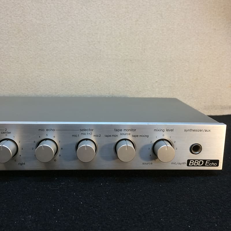 Technics SH-3077G Mic/Synthesizer Mixing Amp. BBD echo unit