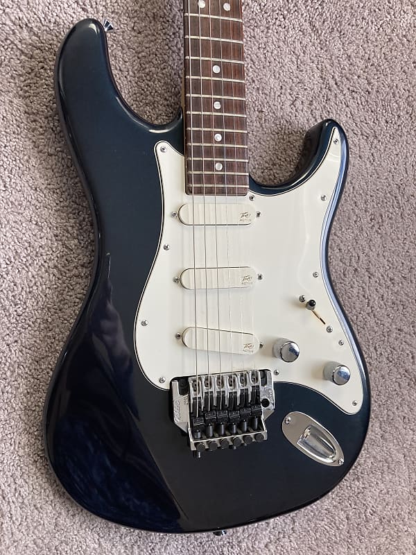 Peavey Falcon Active 1989 Dark Blue | Reverb