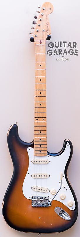 1997 Fender Japan 54 Vintage Reissue Stratocaster Sunburst Relic maple neck  guitar - CIJ