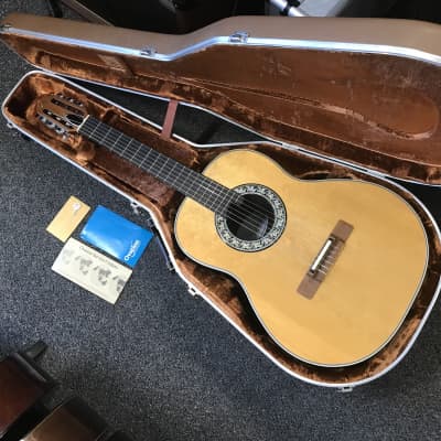 Ovation 1616 vintage classical-electric guitar made in USA 1982 in mint condition with original ovation hard case , case candy , and key included. for sale