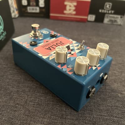 Walrus Audio Julia Chorus / Vibrato V2 2019 - Present - special edition image 3