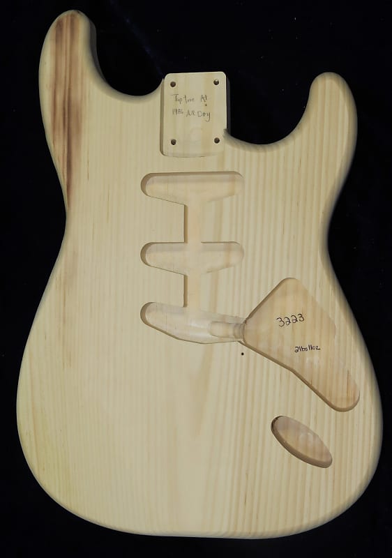 1 Piece AGED 35 yrs Pine Strat Style Stratocaster body