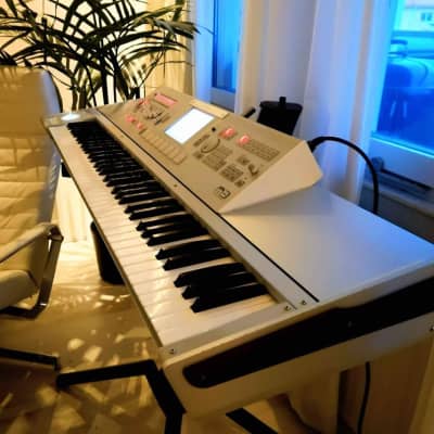 Korg M3 73