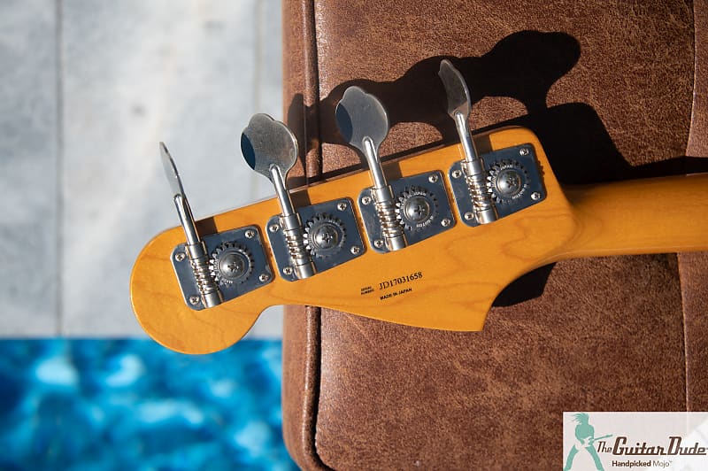 2017 Limited Edition Fender MIJ Traditional '60s Jazz Bass