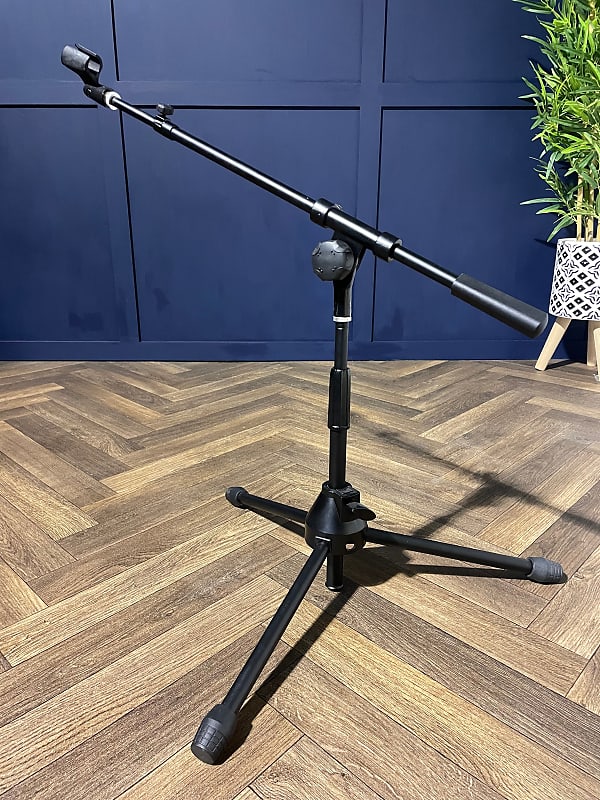 Stagg Low Level Microphone Stand / Height Adjustment Mic Reverb