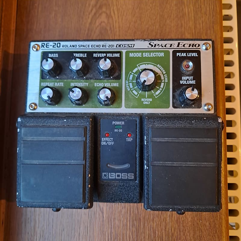 Boss RE-20 Space Echo